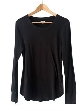 Old Navy Black Long Sleeve Women’s Thermal Crew Tee